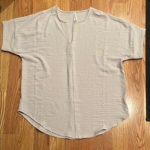 Women's Top